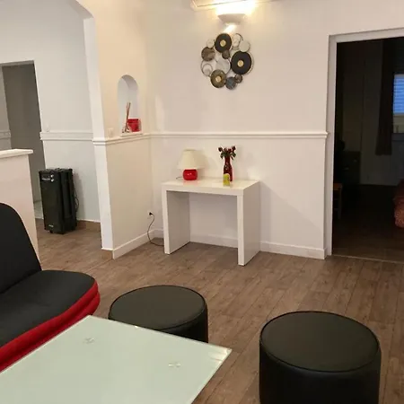 Appartement 2 Chambres + Terrasse 아파트